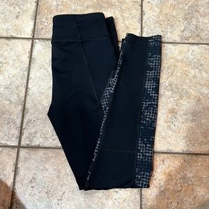 Under Armor Leggings Small